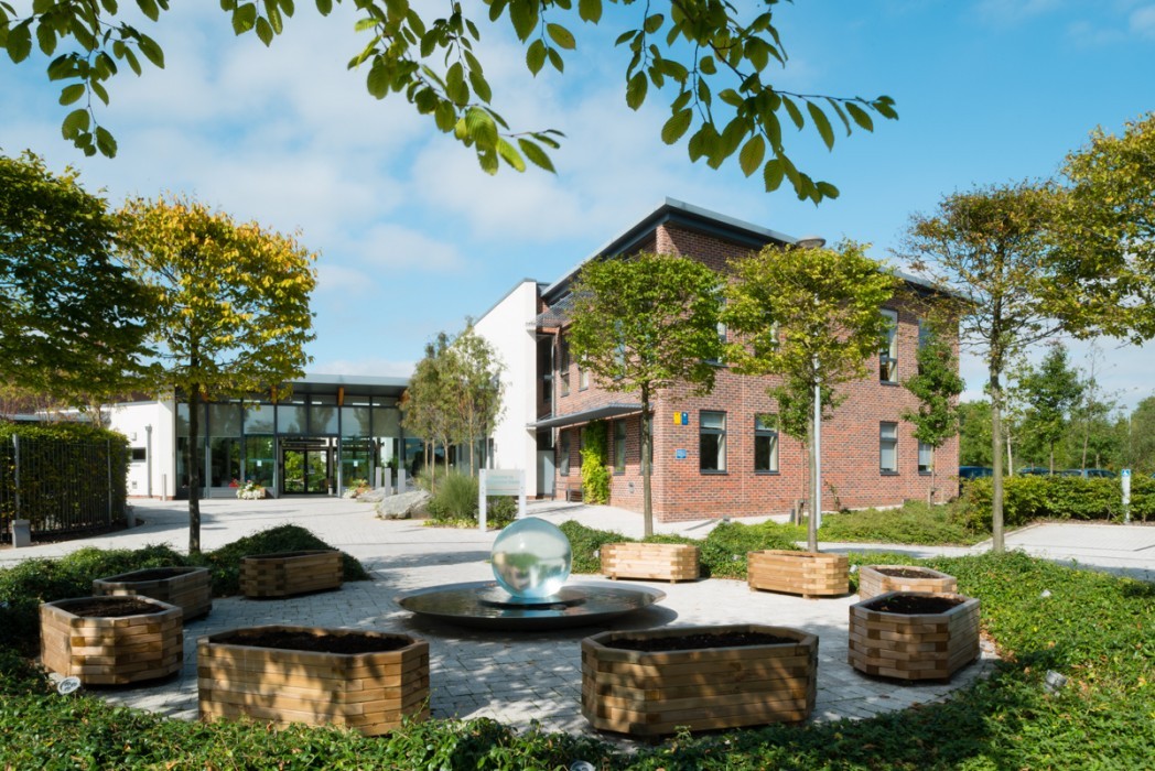 St Barnabas Hospice - R H Partnership Architects