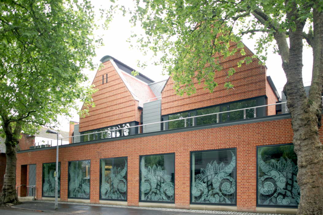 Newnham College Kitchen and Buttery - R H Partnership Architects